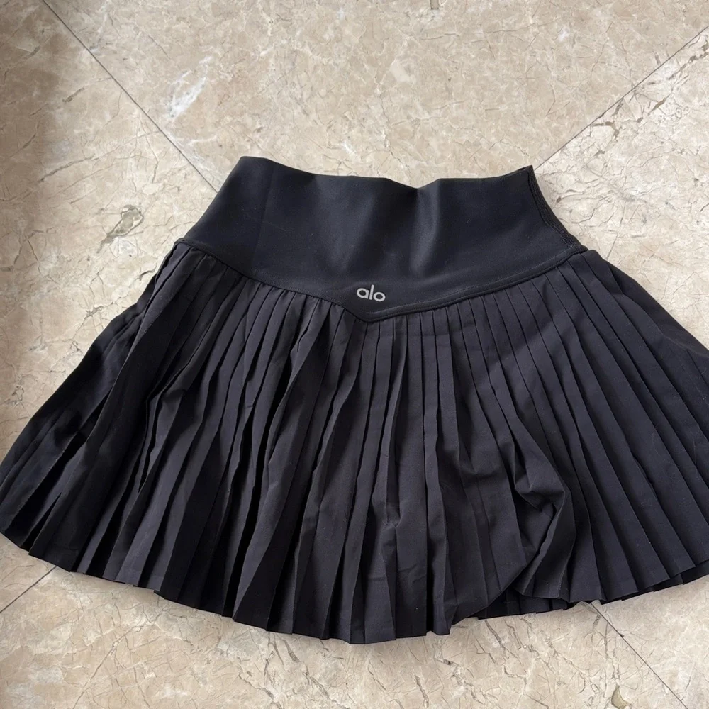 ALO Yoga Black Skater Skirt